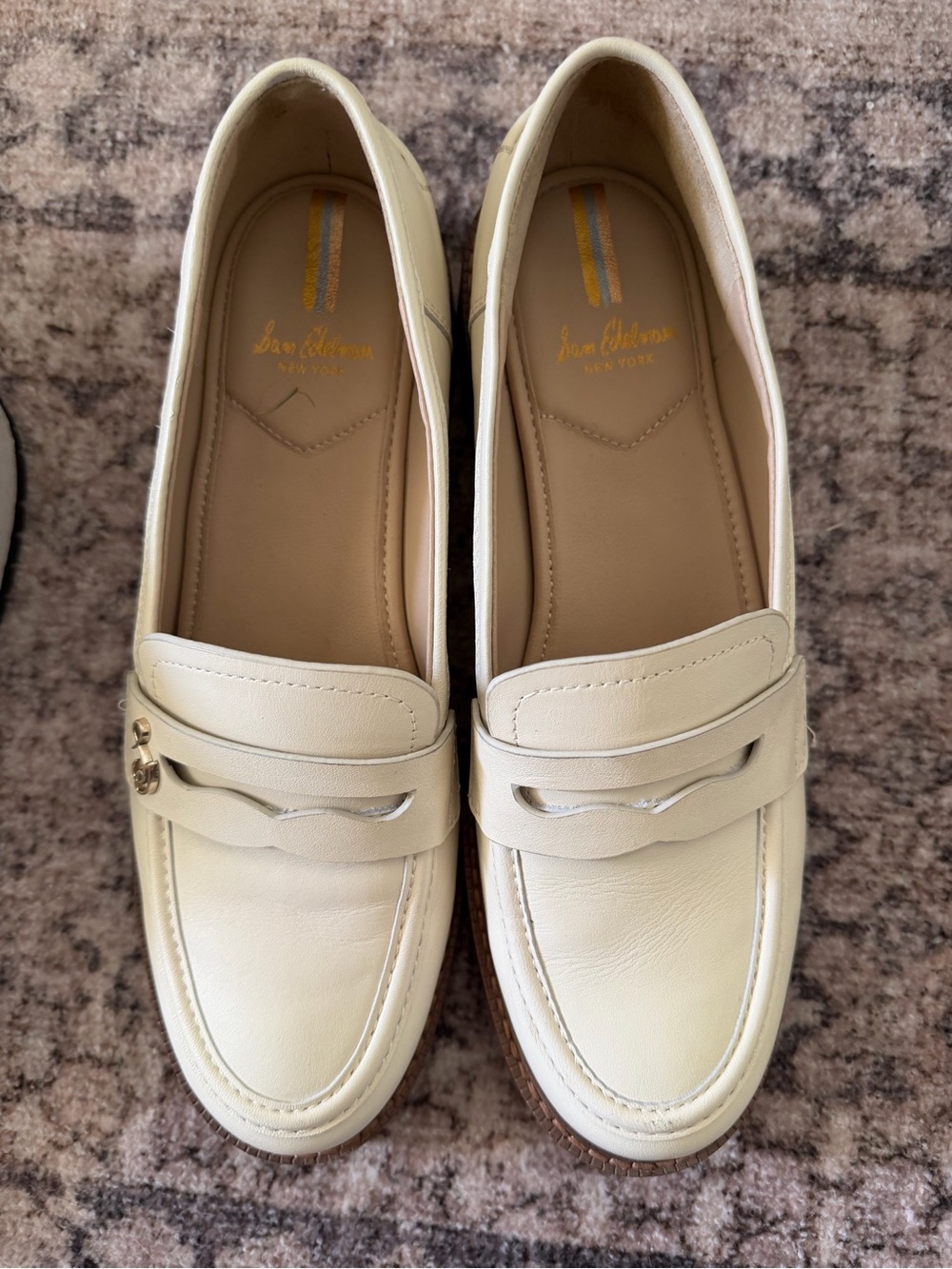 Sam Edelman Cream Leather Penny Loafers with Brown Sole - Picture 2 of 3